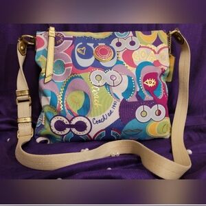 Vintage Coach graffiti poppy print. Leather & canvas. Excellent